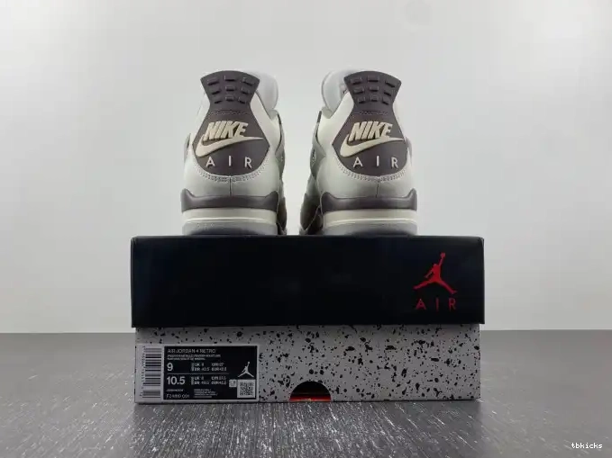 Reps TB A 4 Phantom x Air Maniere Ma Jordan FZ4810-001 0516